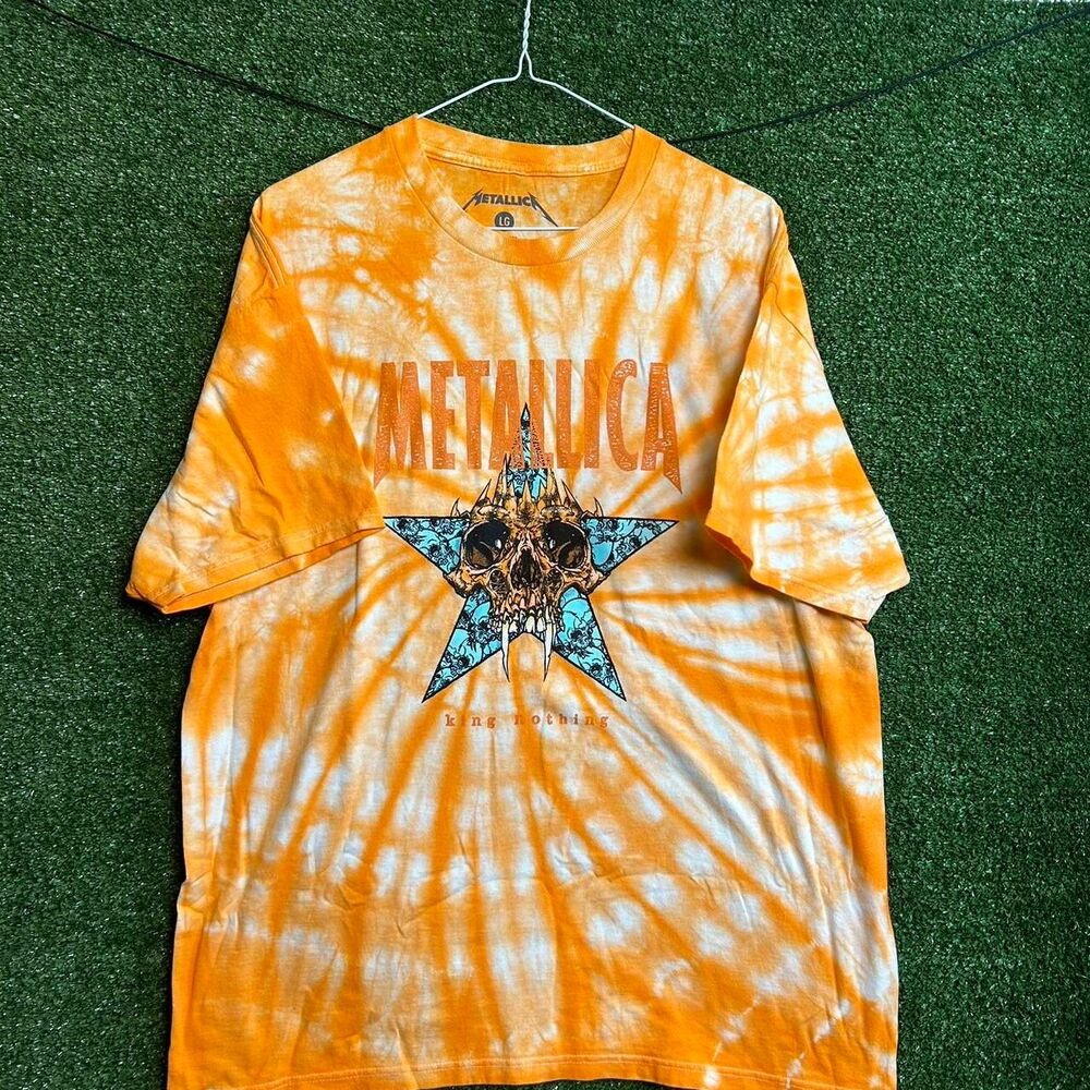 Metallica Men's Orange and Yellow T-shirt
